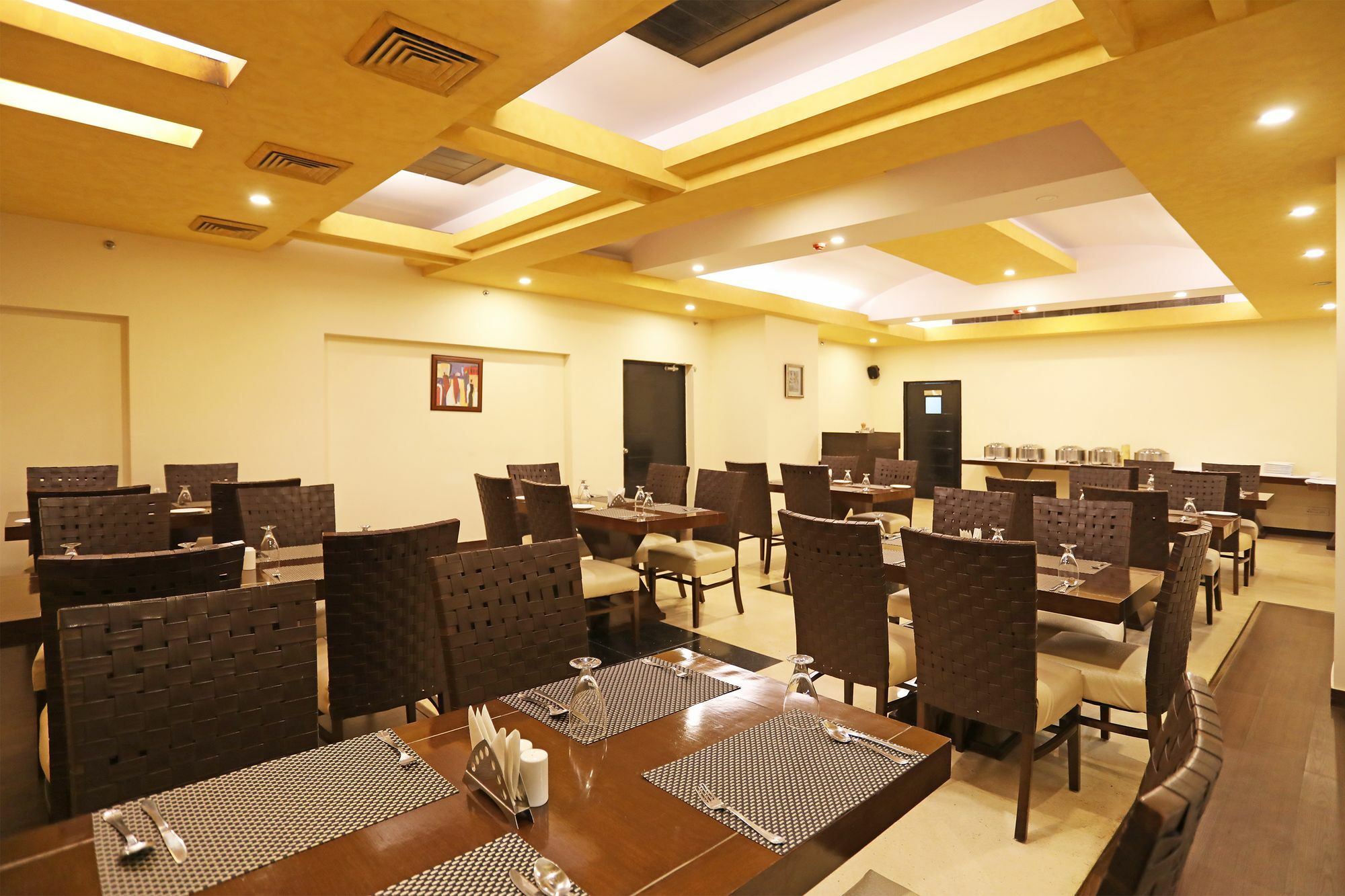 Oyo 9771 Hotel Glitz Westend Inn New Delhi Exterior photo