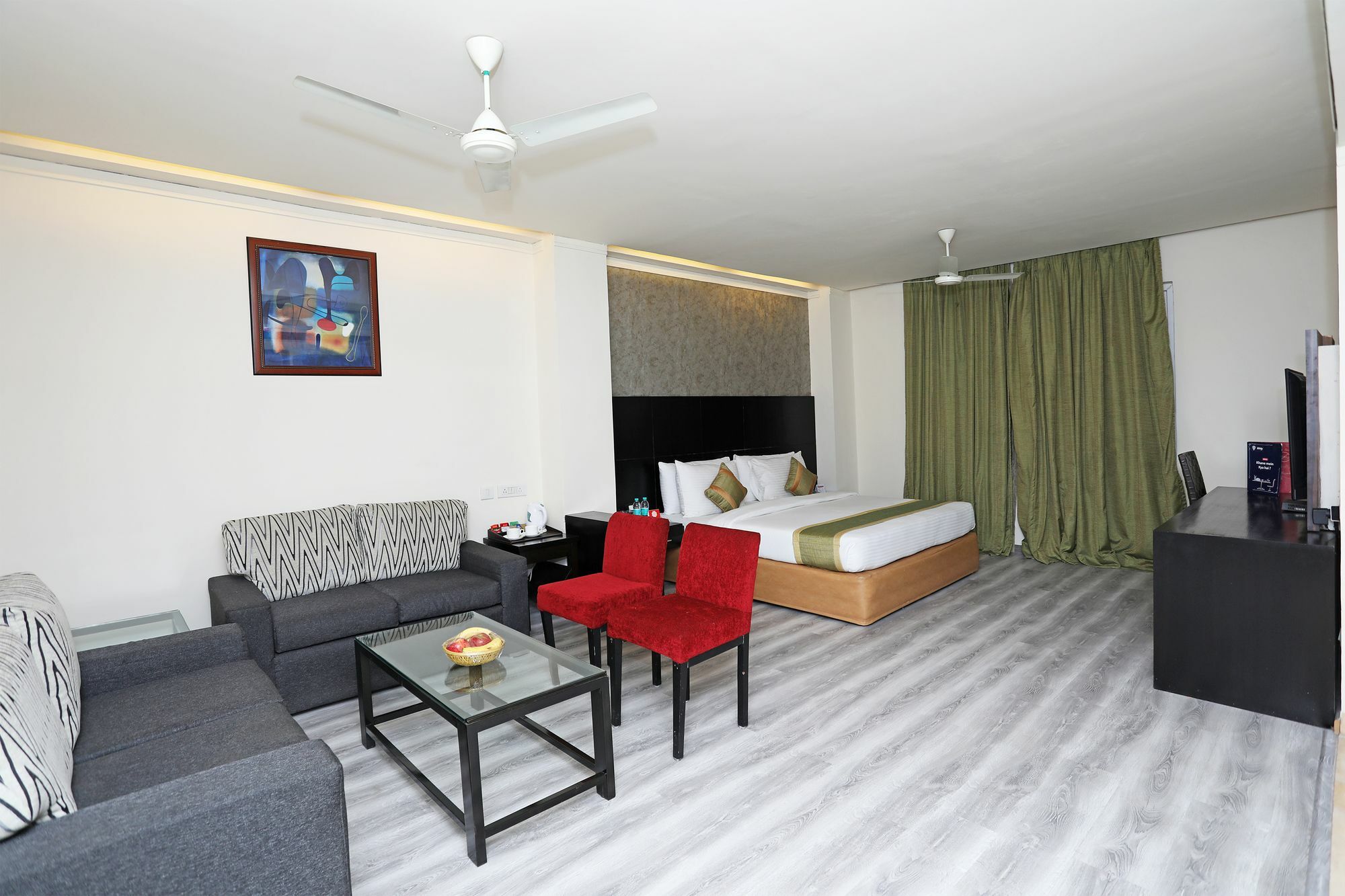 Oyo 9771 Hotel Glitz Westend Inn New Delhi Exterior photo