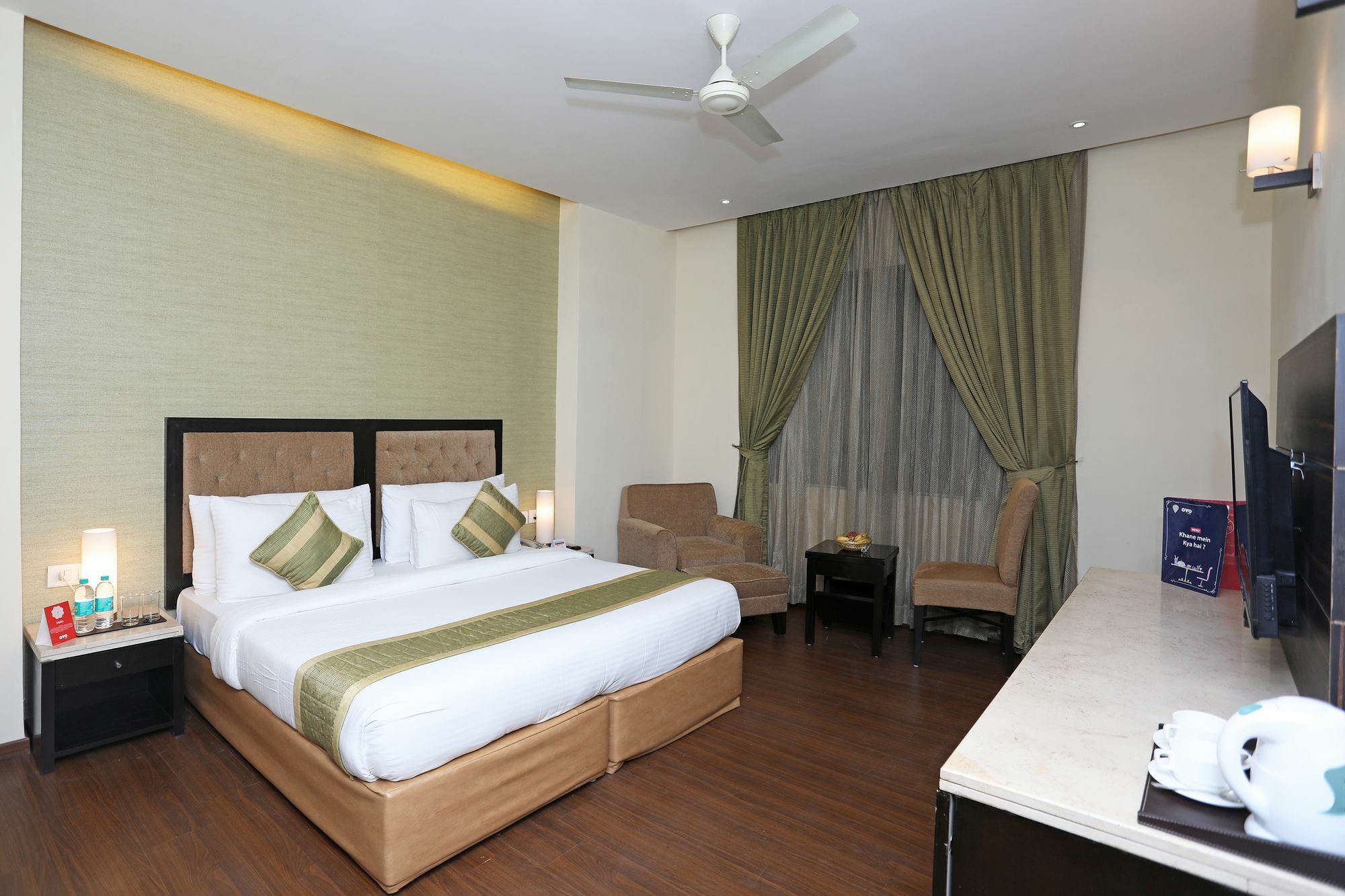 Oyo 9771 Hotel Glitz Westend Inn New Delhi Exterior photo